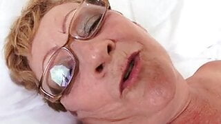 My Brazilian Grandma 3 – Cena 4